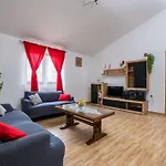 Sunce By Interhome * Pula