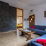 Dom wakacyjny Sunce By Interhome