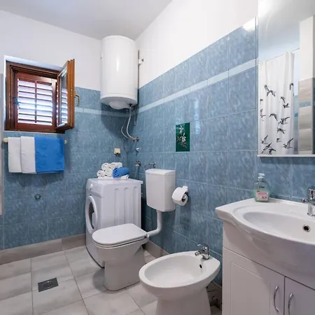Sunce By Interhome * Pula