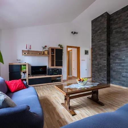 Sunce By Interhome Сasa de vacaciones *